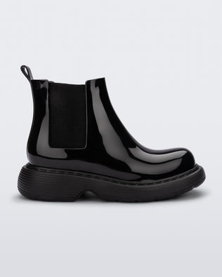 Product element, title Step in Black
 price $47.60