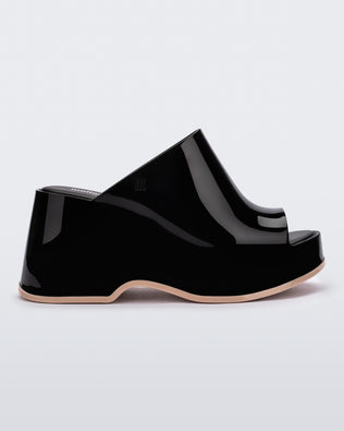Product element, title Patty in Black/Beige
 price $62.30