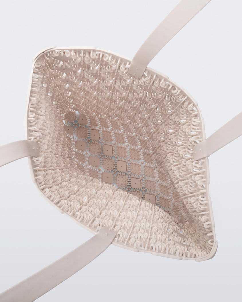 Top view of a white Melissa Mogu + Hikaru Matsumura bag