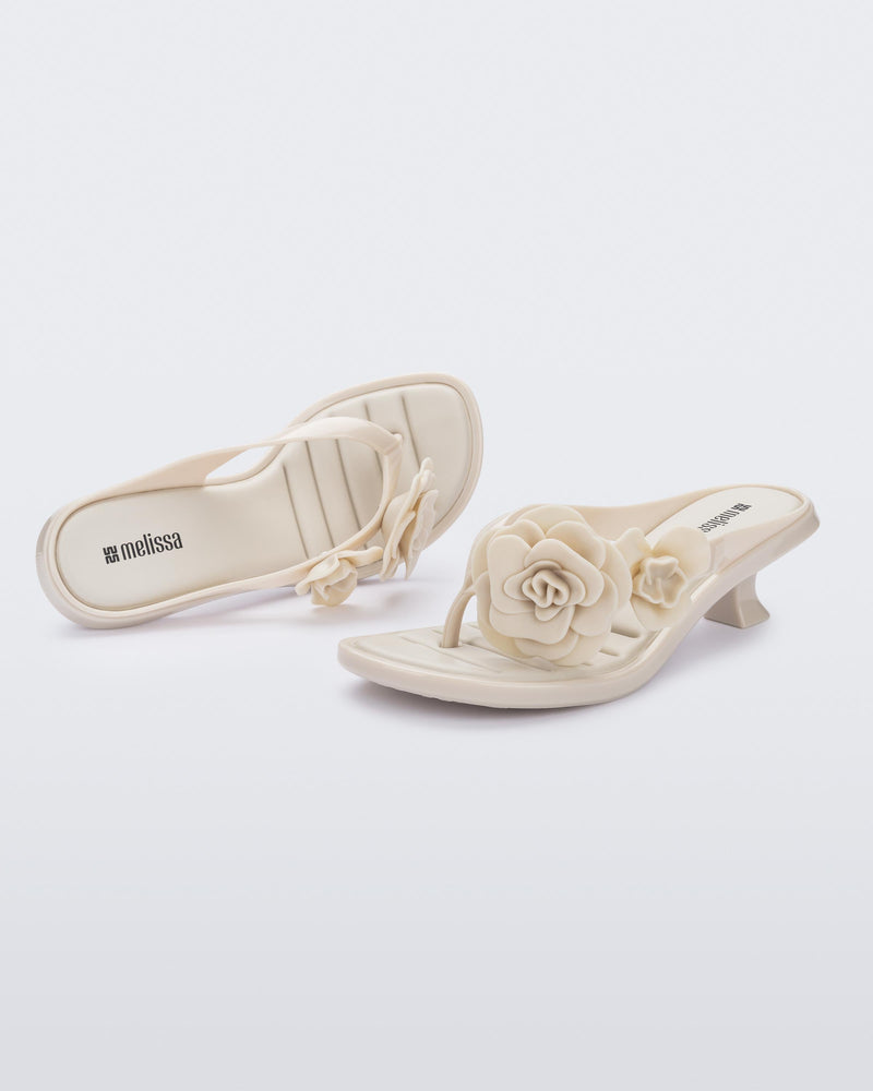 Kitten Heel Petals