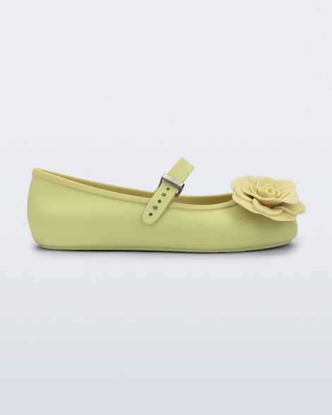 Side view of a green Soft Ballerina Petals flat
