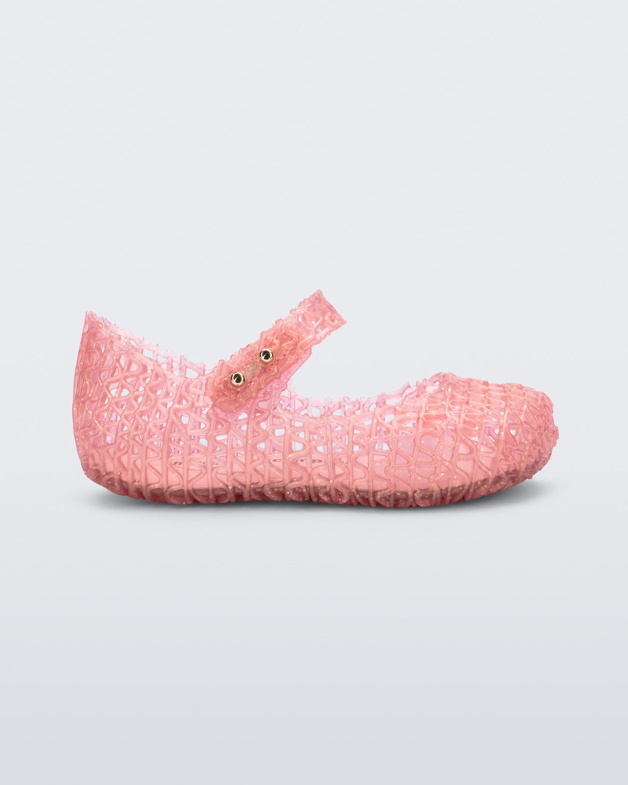 Side view of a pearly pink baby Campana flat