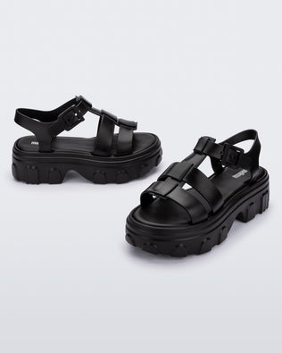 Product element, title Ella in Black
 price $99.00