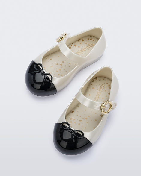 Mini Melissa Sweet Love Cap Toe Pearly White/Black Product Image 4
