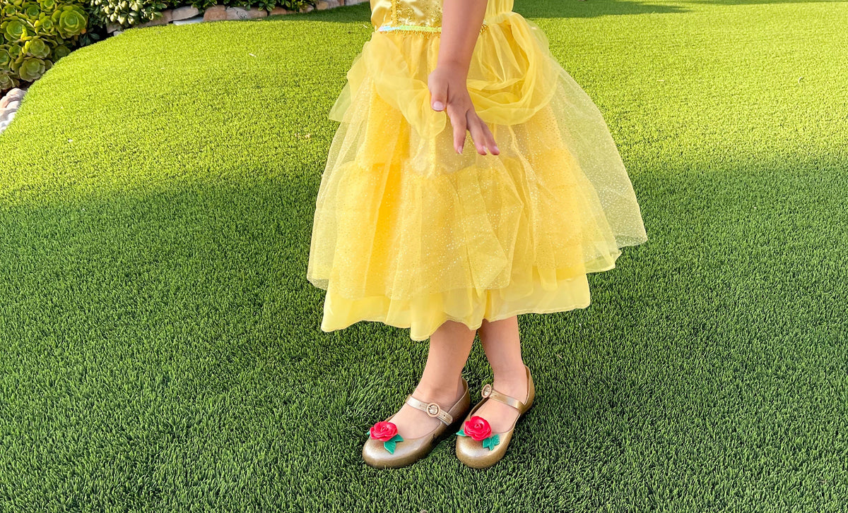4 Pop Culture Halloween Costumes for Kids in 2023: Perfect with Melissa Jelly Shoes