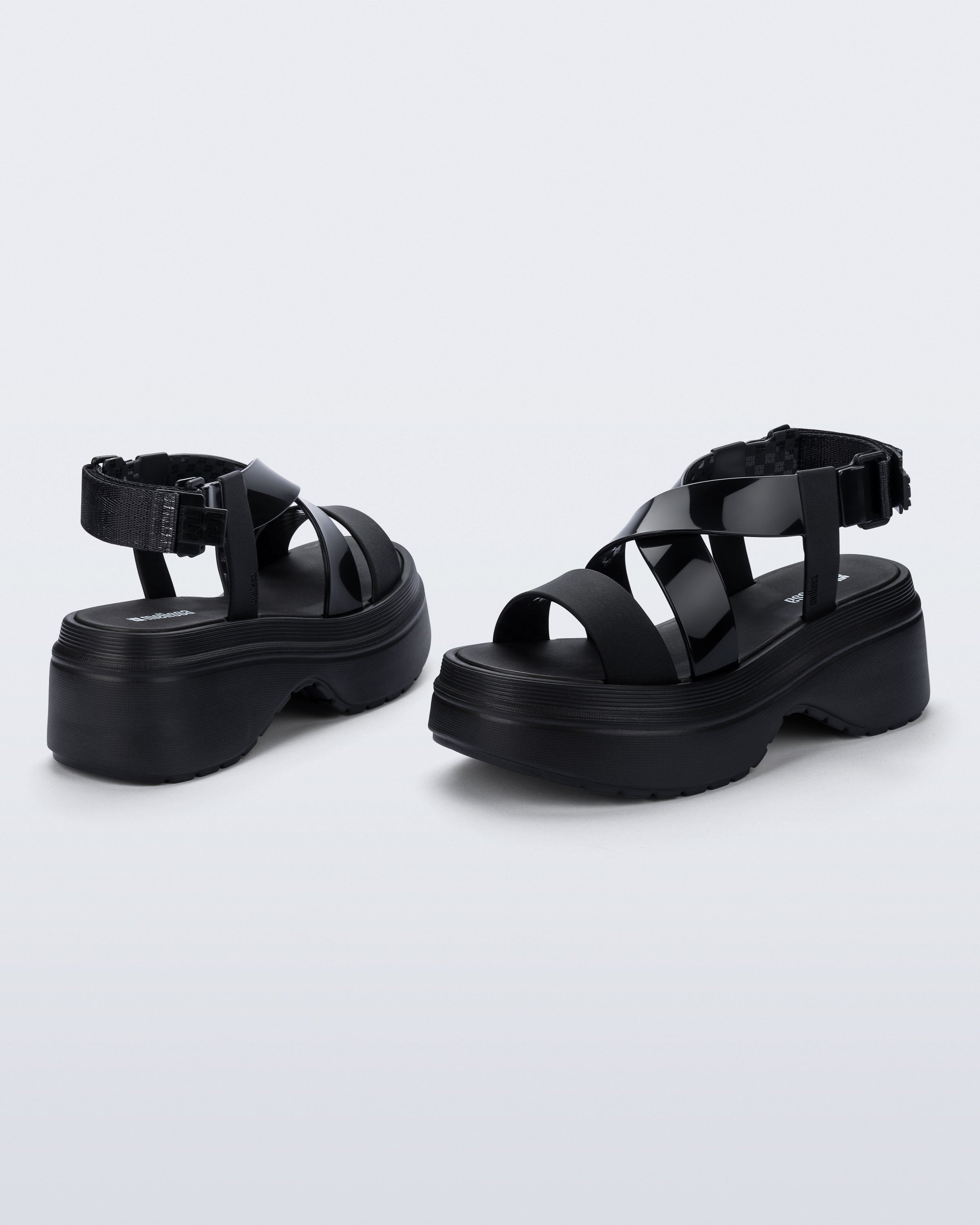Mule Hype in Black/Tortoise | Melissa Shoes US