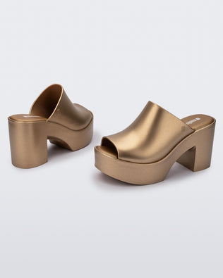 Product element, title Mule Hype in Gold
 price $139.00
