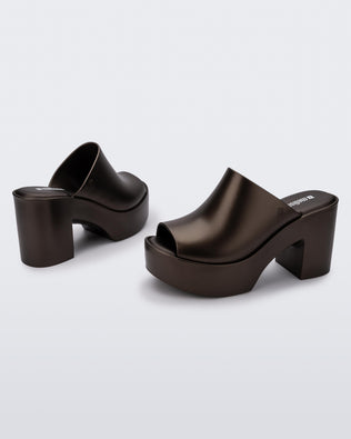 Product element, title Mule Hype in Bronze
 price $139.00