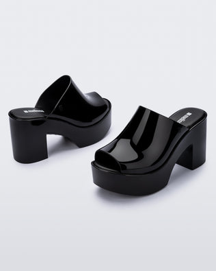 Product element, title Mule Hype in Black
 price $139.00