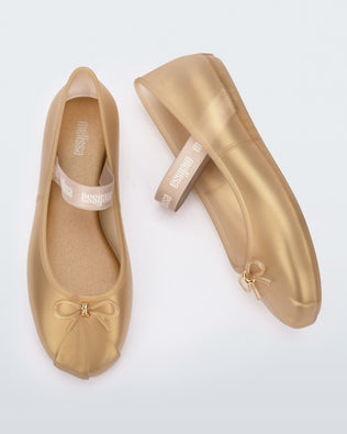 Product element, title Sophie in Gold
 price $39.50
