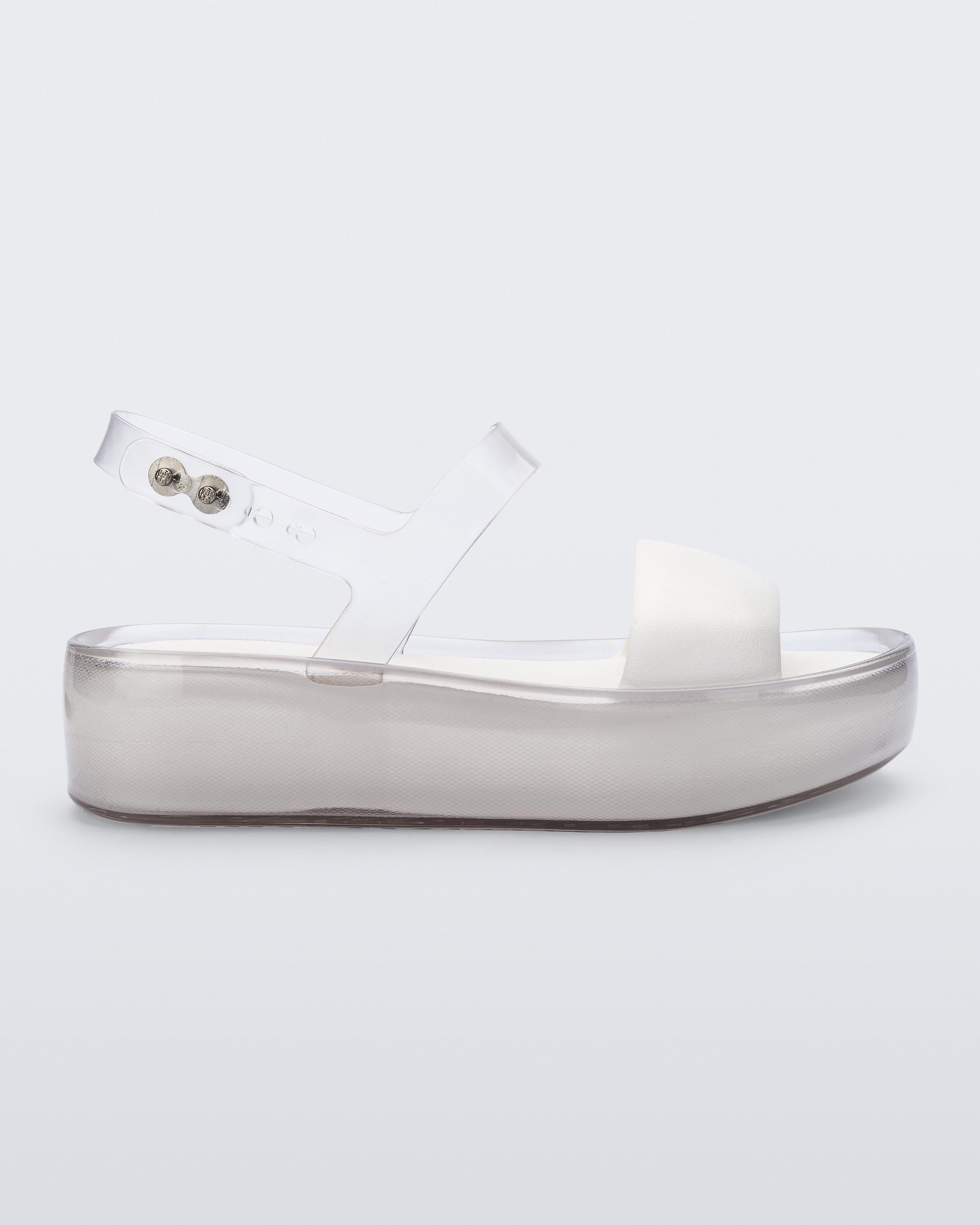 Float Platform in Beige | Melissa Shoes US