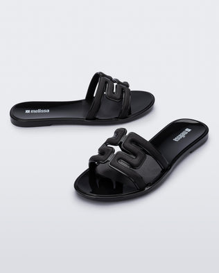 Product element, title M Slide in Black
 price $59.00