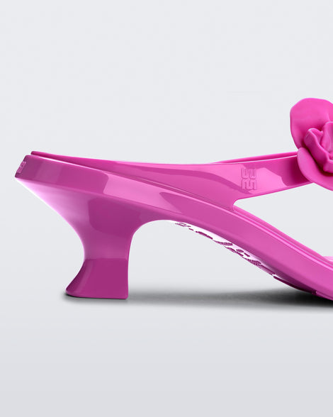 Kitten Heel Petals