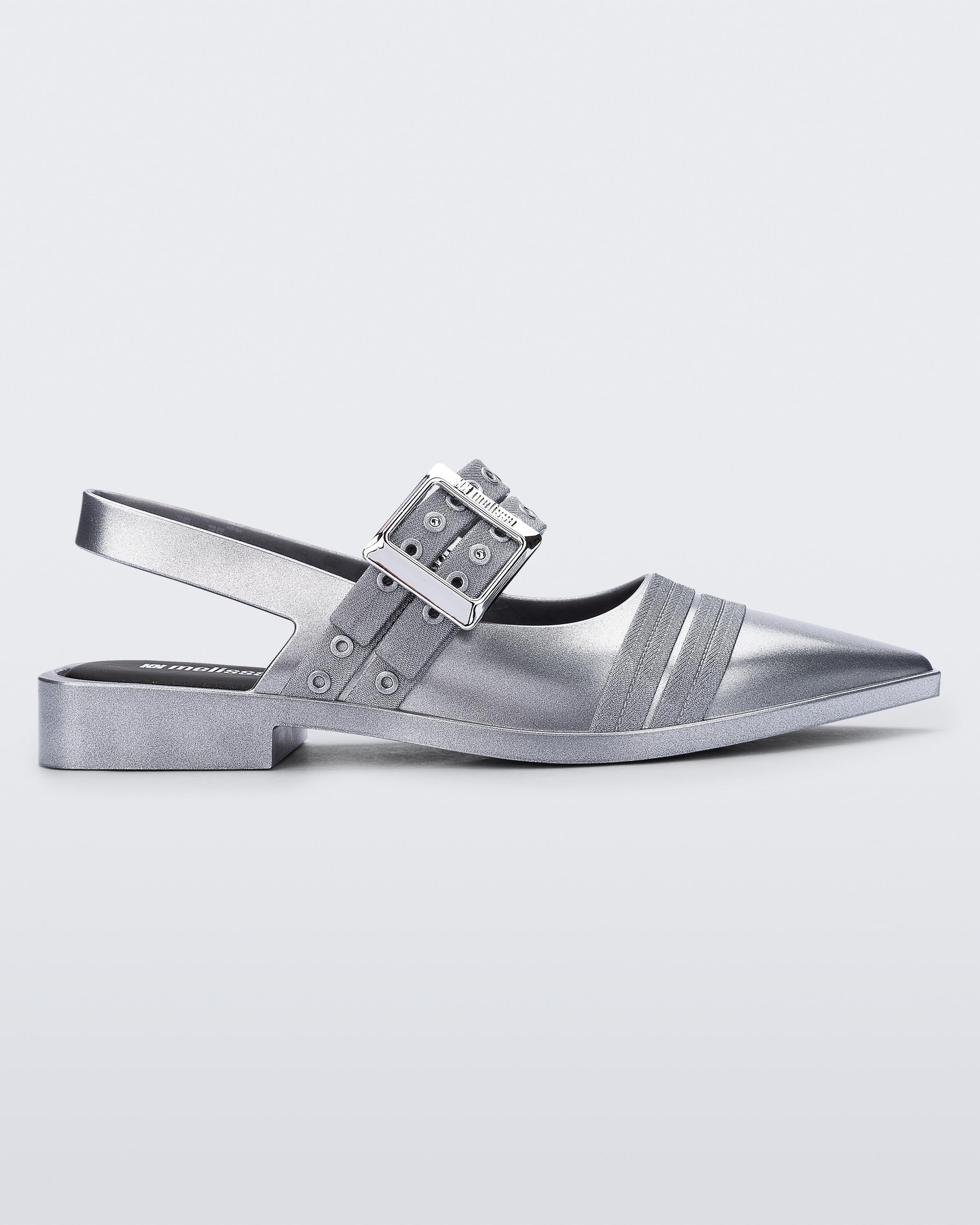Ladylike Flat in Black | Melissa Shoes US