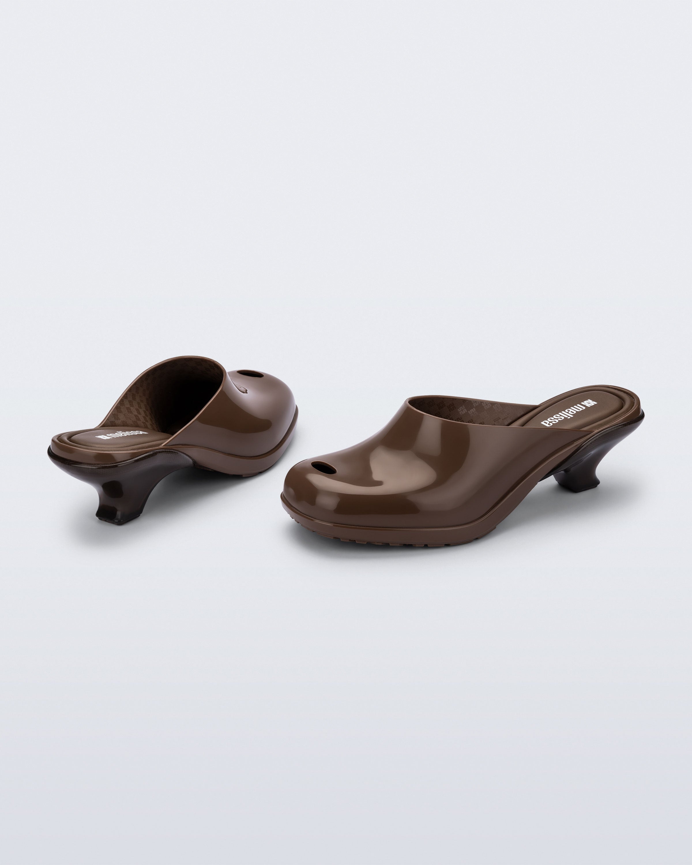 【新品】＜CHIELEI＞MARGOT ミュール Margot Heel in Brown | Melissa Shoes US