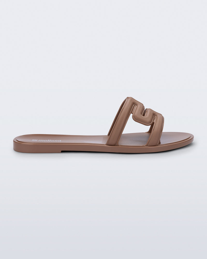 Side view of a brown M Slide