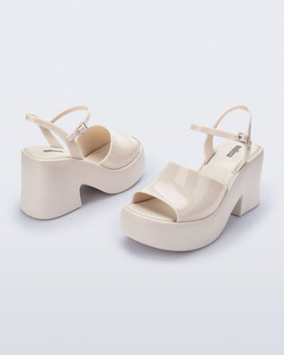 Product element, title Lina in Beige
 price $119.00