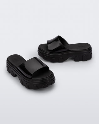 Product element, title Ella Slide in Black
 price $41.40