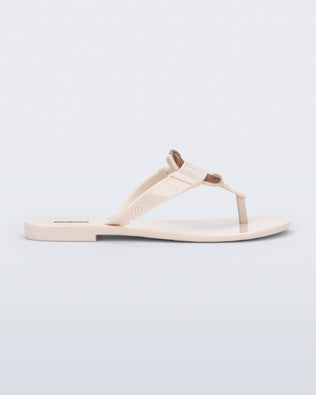 Product element, title Olivia in Beige
 price $23.40