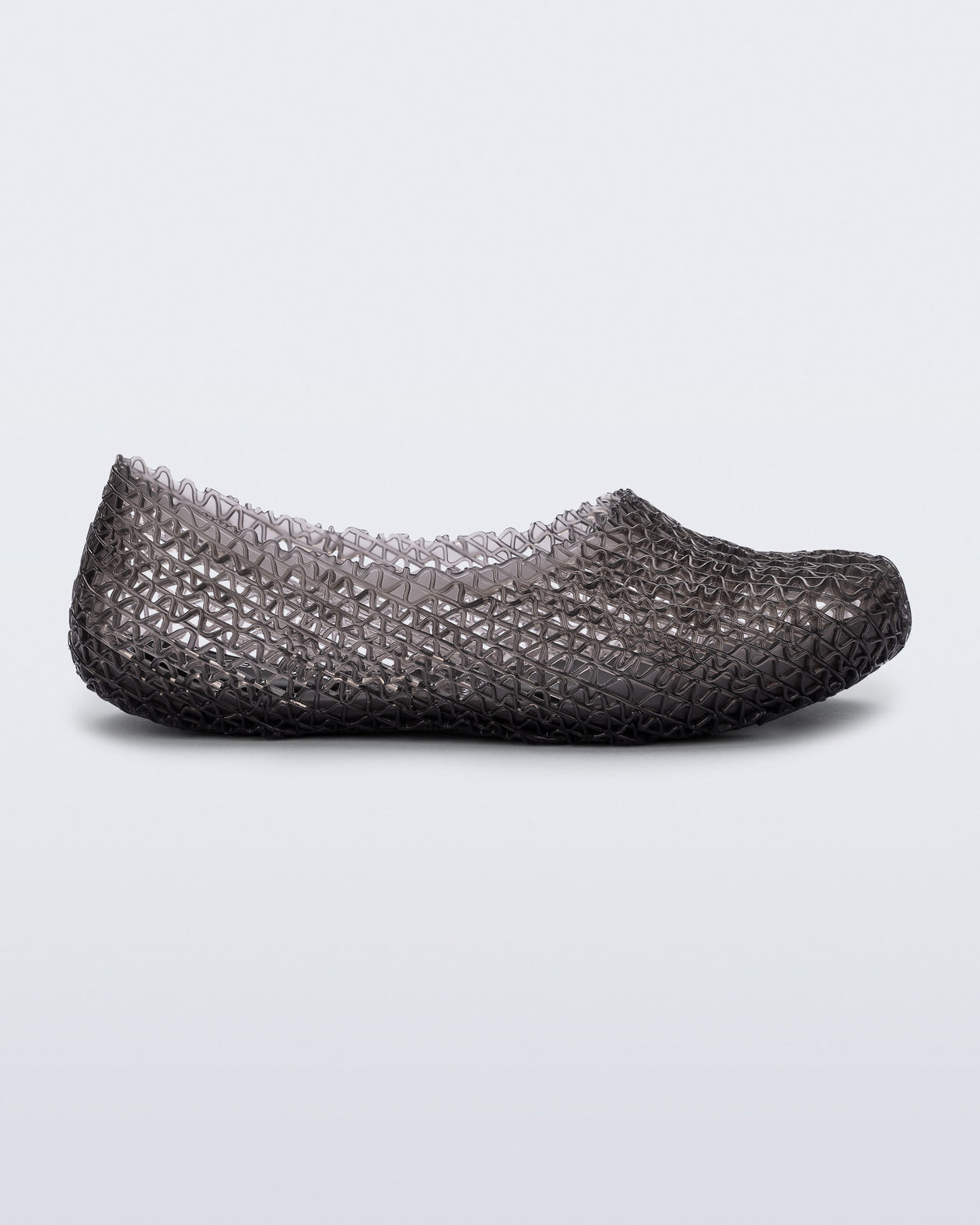 Side view of a smoke black Campana Papel Hug flat