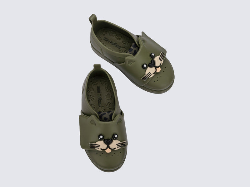 Top view of a pair of green Jelly Pop Safari baby sneakers