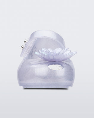 Front view of a pearly glitter/silver baby Ultragirl frozen flat.