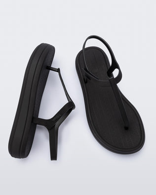 Top and side view of a pair of black Sun Leme Platform sandals