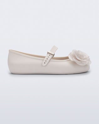 Side view of a beige Soft Ballerina Petals flat 