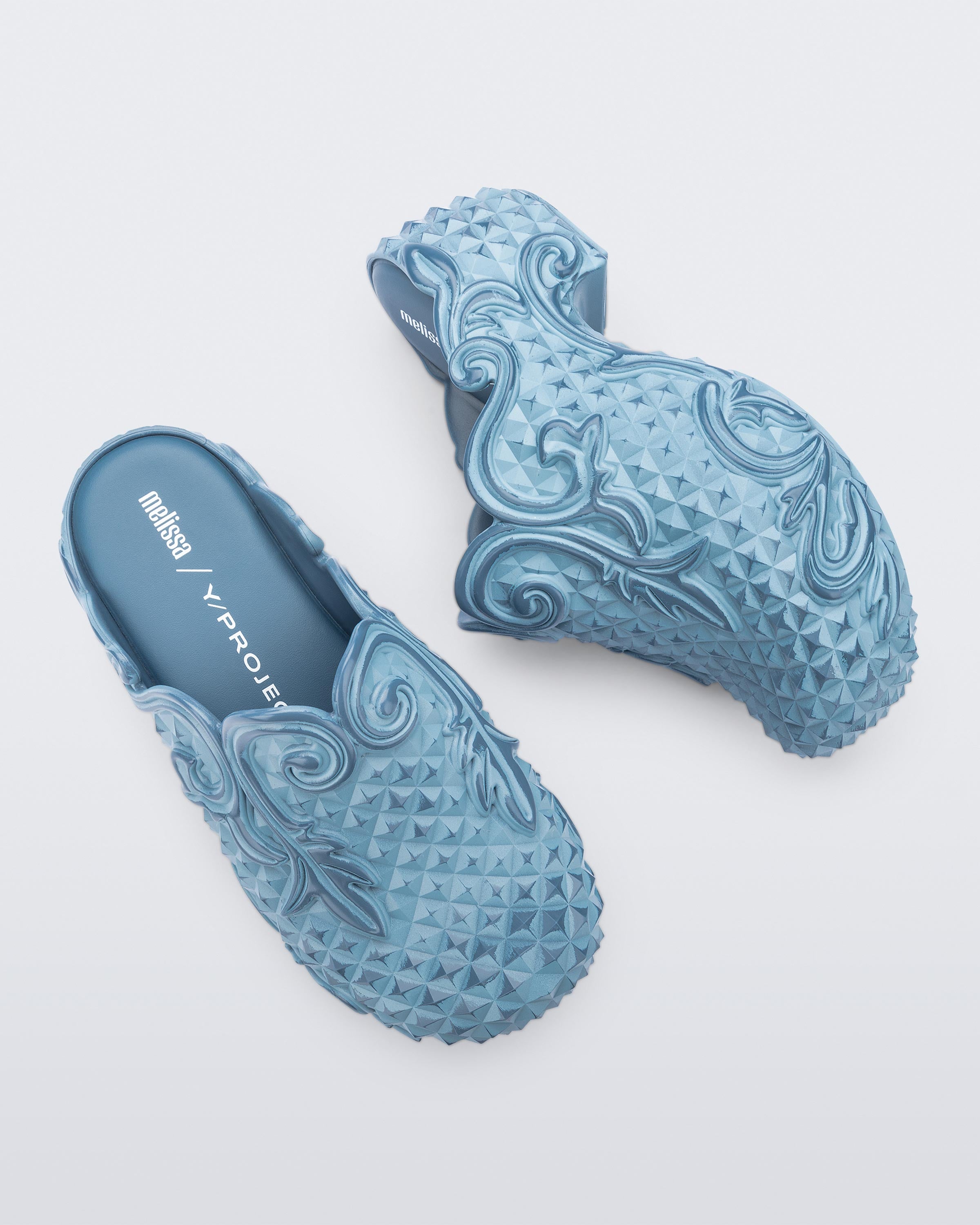 Court Clog in Clear | Melissa Shoes US