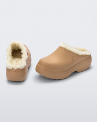 Product element, title Free Clog Fluffy Platform in Dark Beige
 price $77.40