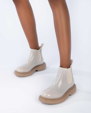 Product element, title Step in Beige/Brown
 price $47.60