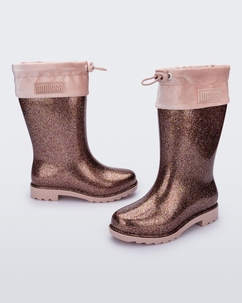 Side and angled view of a pair of Glitter pink Rain Boots kids