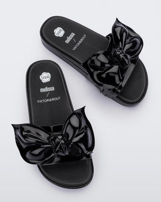 Product element, title Tie Beach in Black
 price $63.60