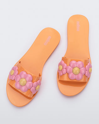 Product element, title Babe Spring in Orange/Pink
 price $27.60