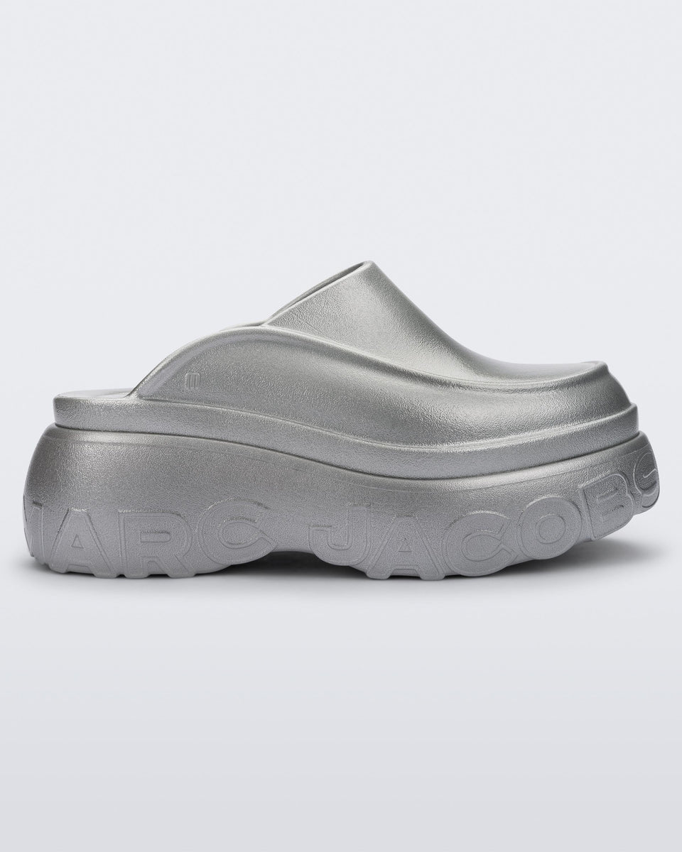 Clog Slide in Silver – Melissa Shoes