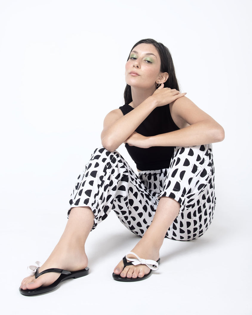 Melissa sweet shop flip flops
