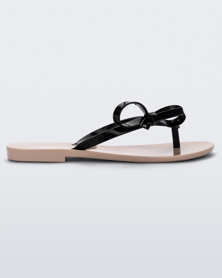 Harmonic Sweet Flip Flop in Beige/Black – Melissa Shoes