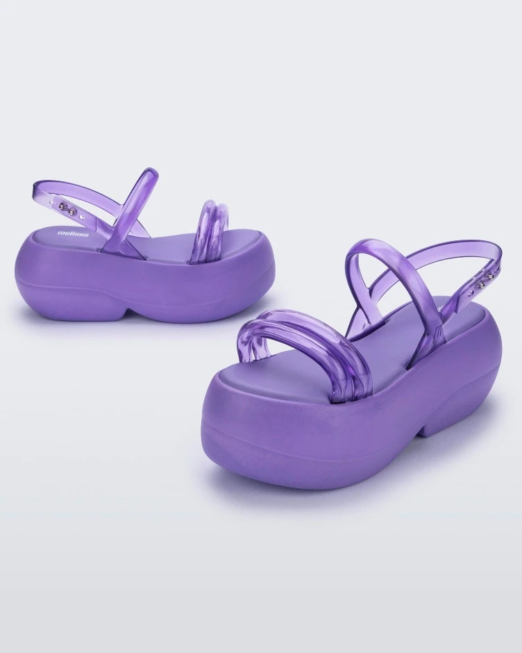 Angled view of lilac Melissa Airbubble Platform sandals.