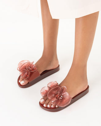 Product element, title Flower Beach price $104.30